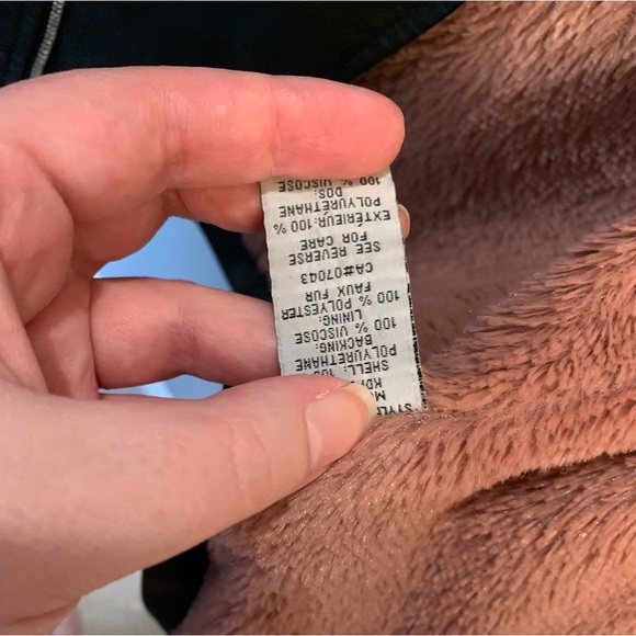 Faux leather fleece lined - Picture 4 of 7